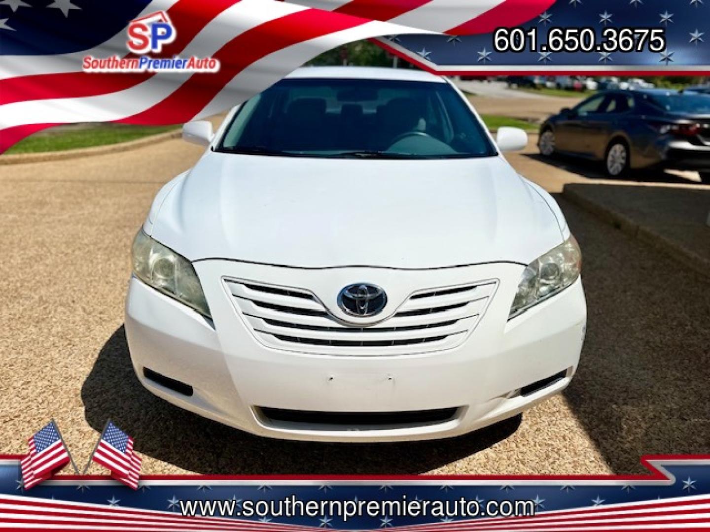 2009 WHITE TOYOTA CAMRY SE; LE; XLE (4T1BK46K09U) , located at 922 W. Beacon St., Philadelphia, MS, 39350, (601) 650-3675, 32.770447, -89.127151 - Photo#1